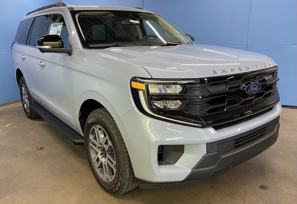 New 2025 Ford Expedition Active