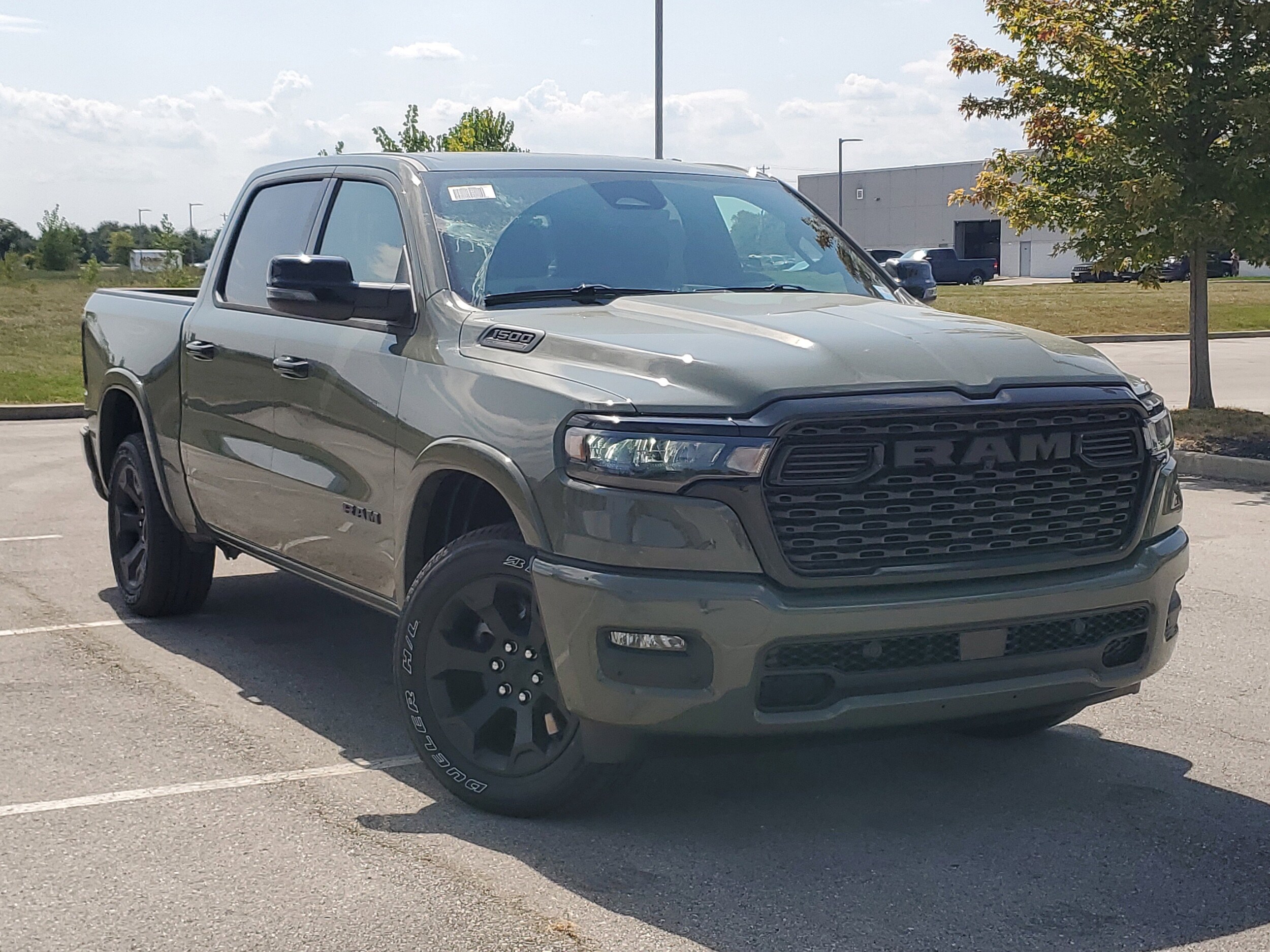 New 2026 Ram 1500 BIG HORN CREW CAB 4X4 5'7 BOX