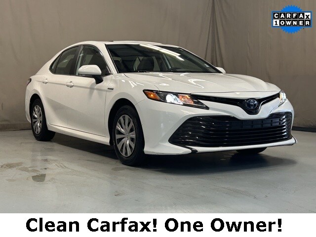 Used 2020 Toyota Camry Hybrid LE