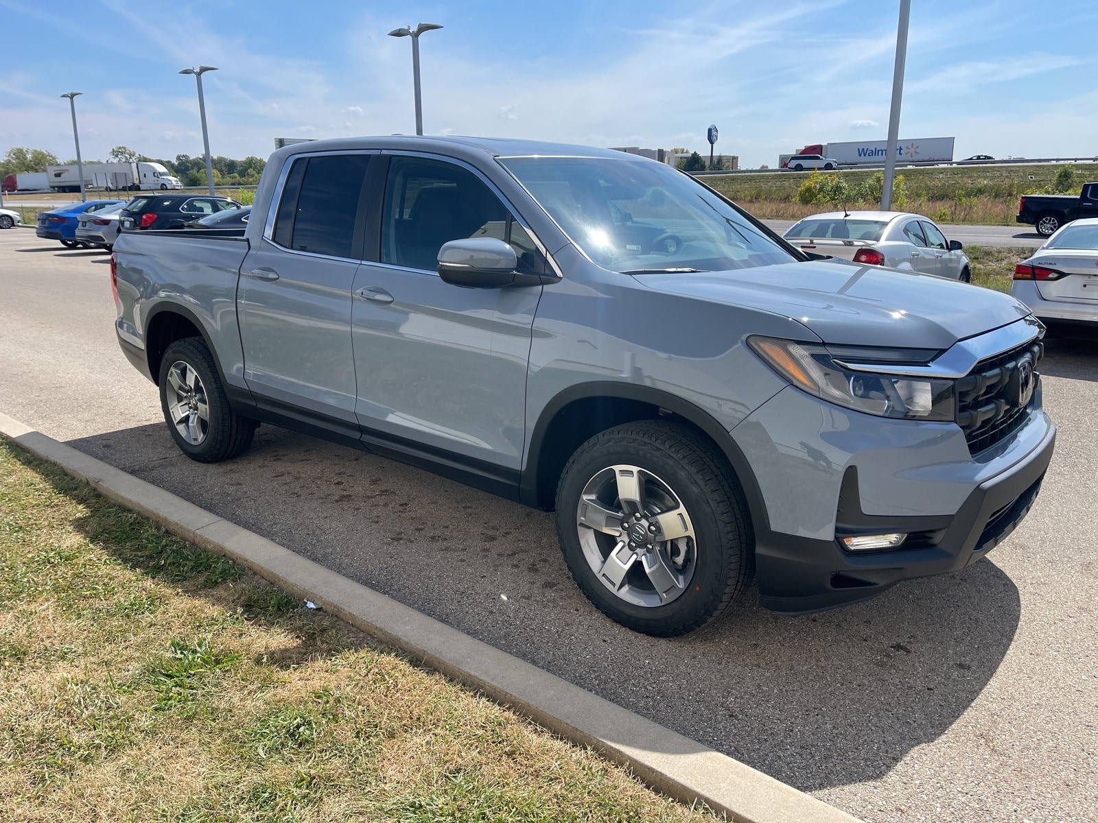 New 2026 Honda Ridgeline RTL