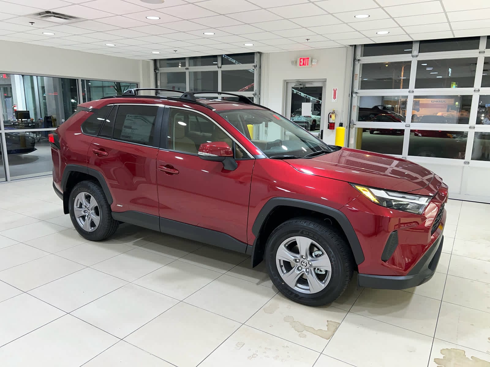 New 2025 Toyota RAV4 Hybrid LE