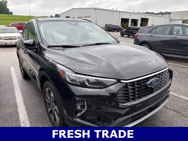 Used 2023 Ford Escape Platinum