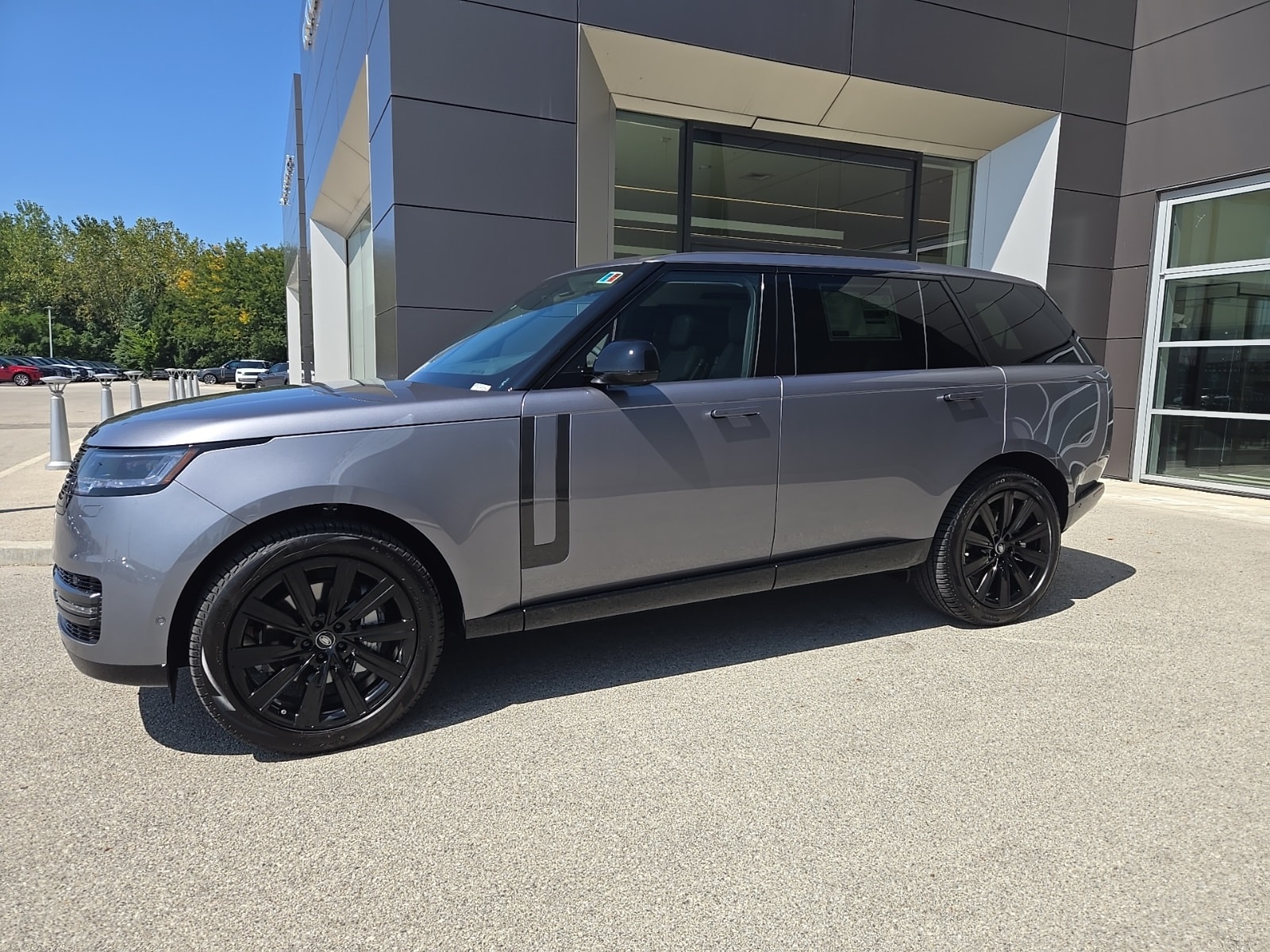 New 2025 Land Rover Range Rover SE 7 Seats 400PS