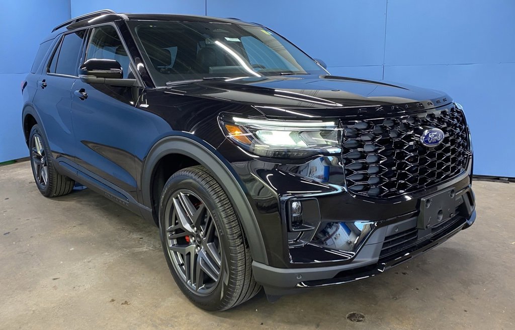 New 2025 Ford Explorer ST-Line