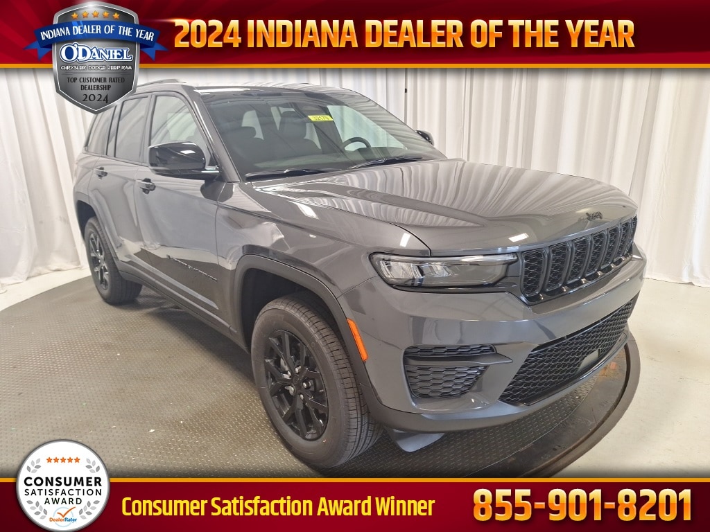 New 2025 Jeep Grand Cherokee ALTITUDE X 4X4