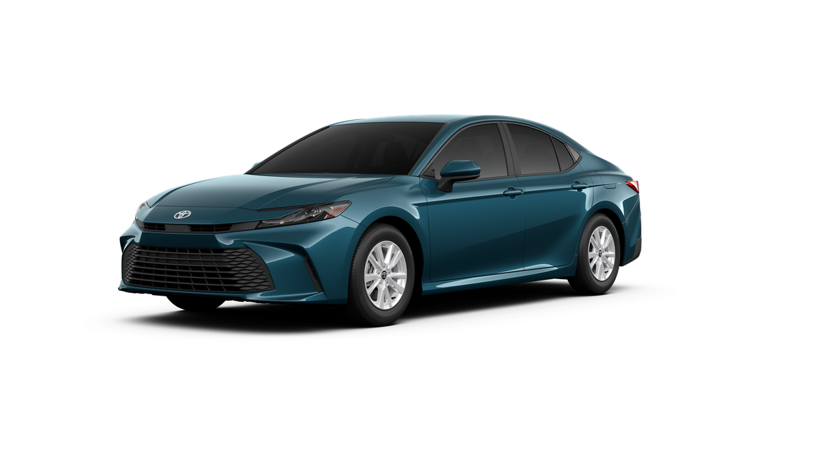 New 2025 Toyota Camry LE
