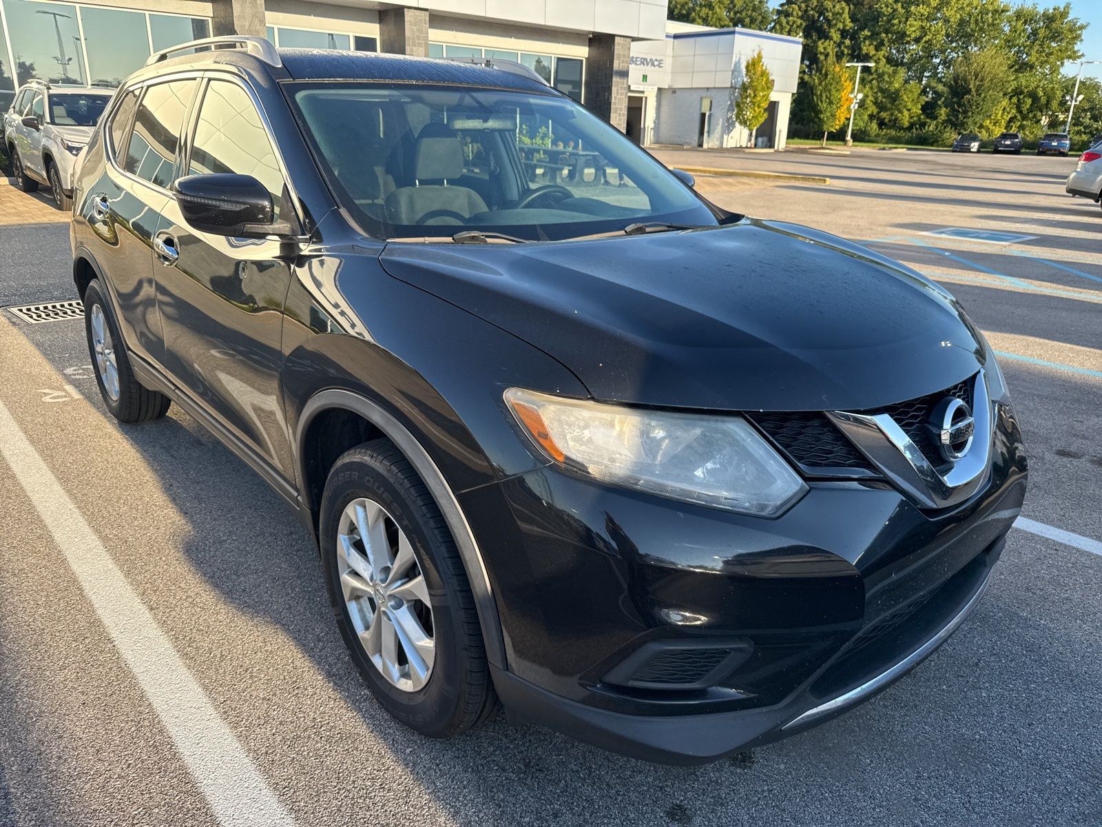 Used 2016 Nissan Rogue SV