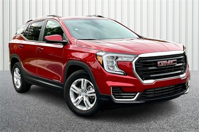 Used 2024 GMC Terrain SLE