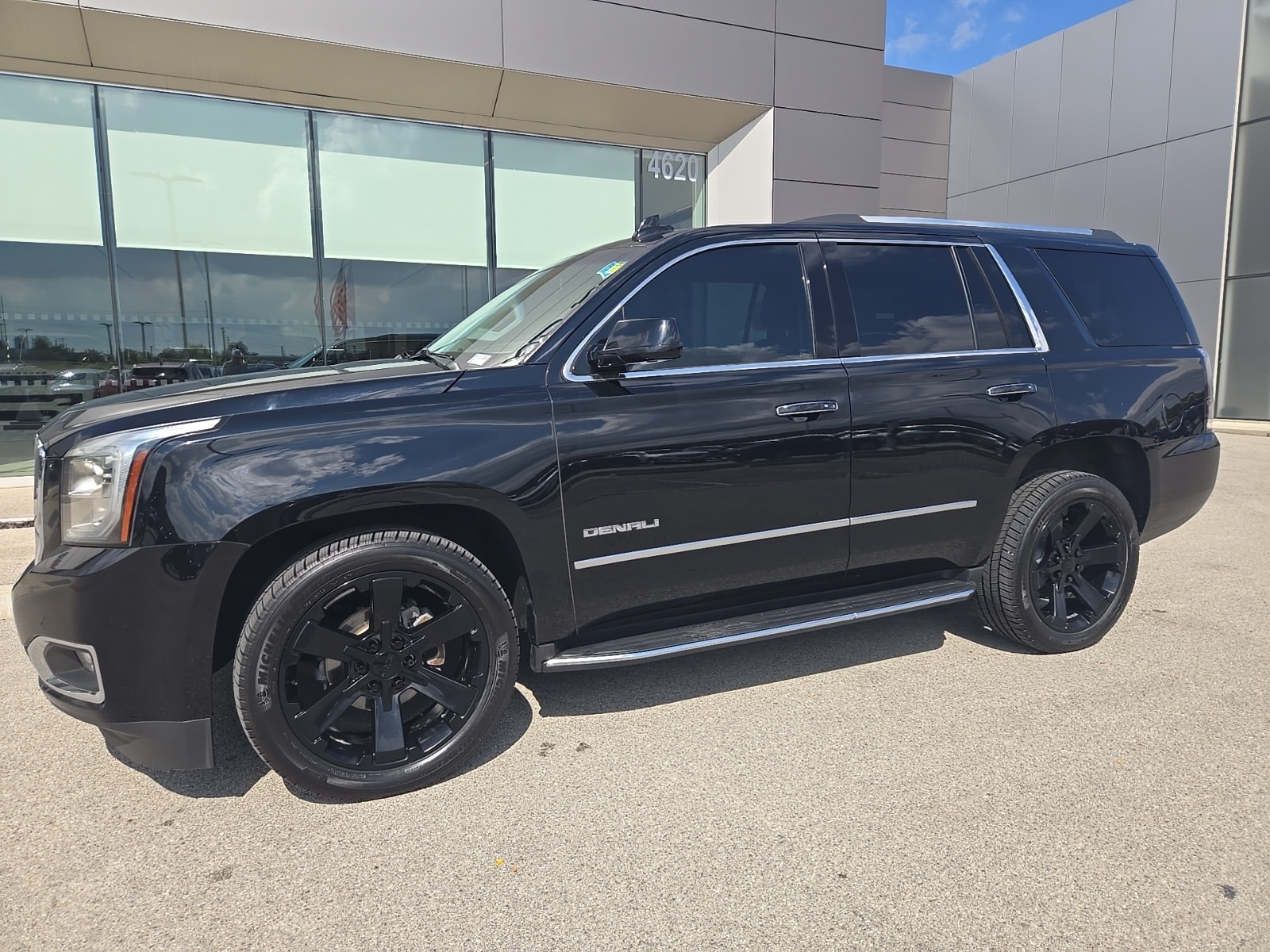 Used 2018 GMC Yukon Denali