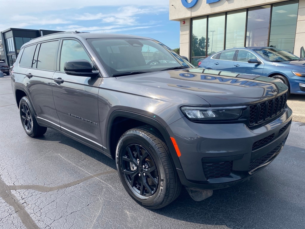 Used 2024 Jeep Grand Cherokee L Altitude