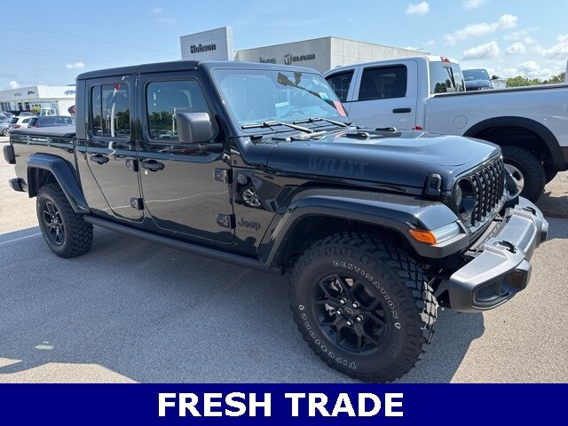 Used 2024 Jeep Gladiator Sport