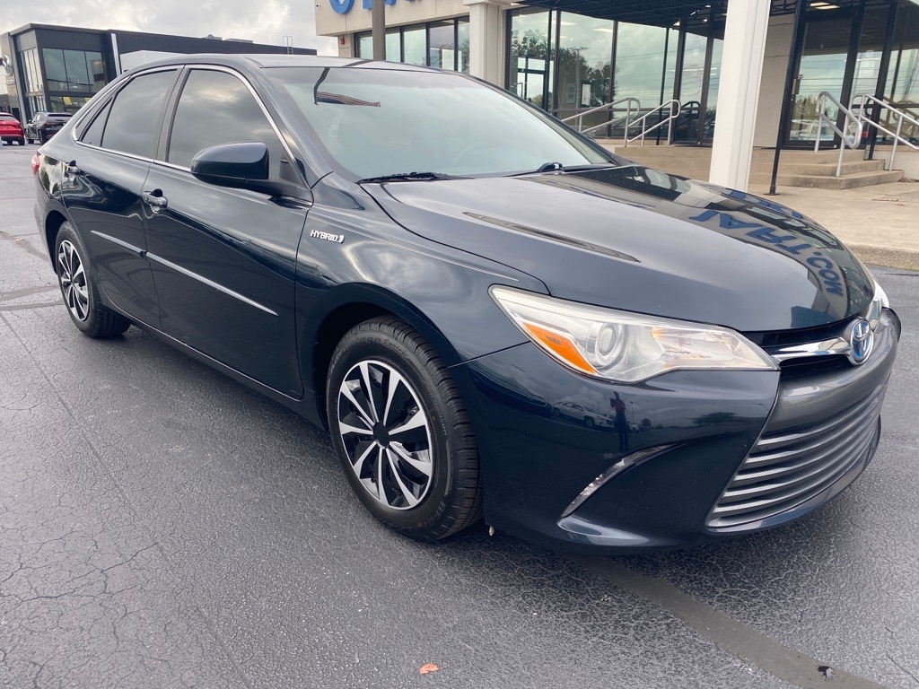 Used 2016 Toyota Camry Hybrid