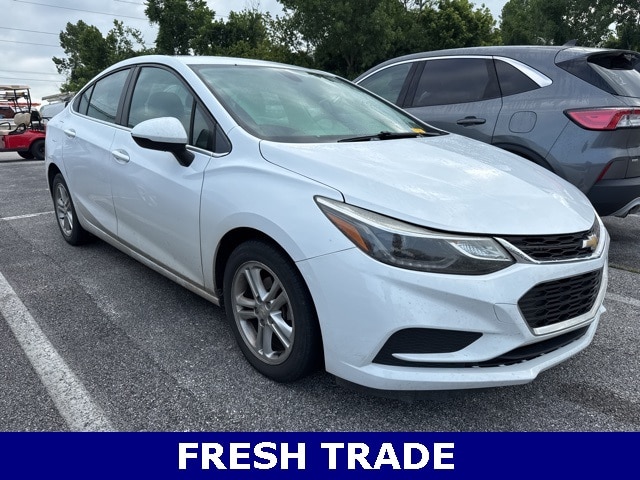 Used 2017 Chevrolet Cruze LT