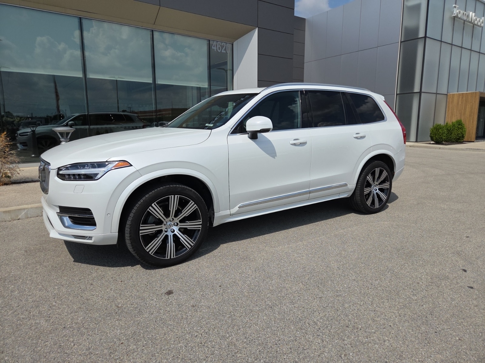 Used 2023 Volvo XC90 Ultimate