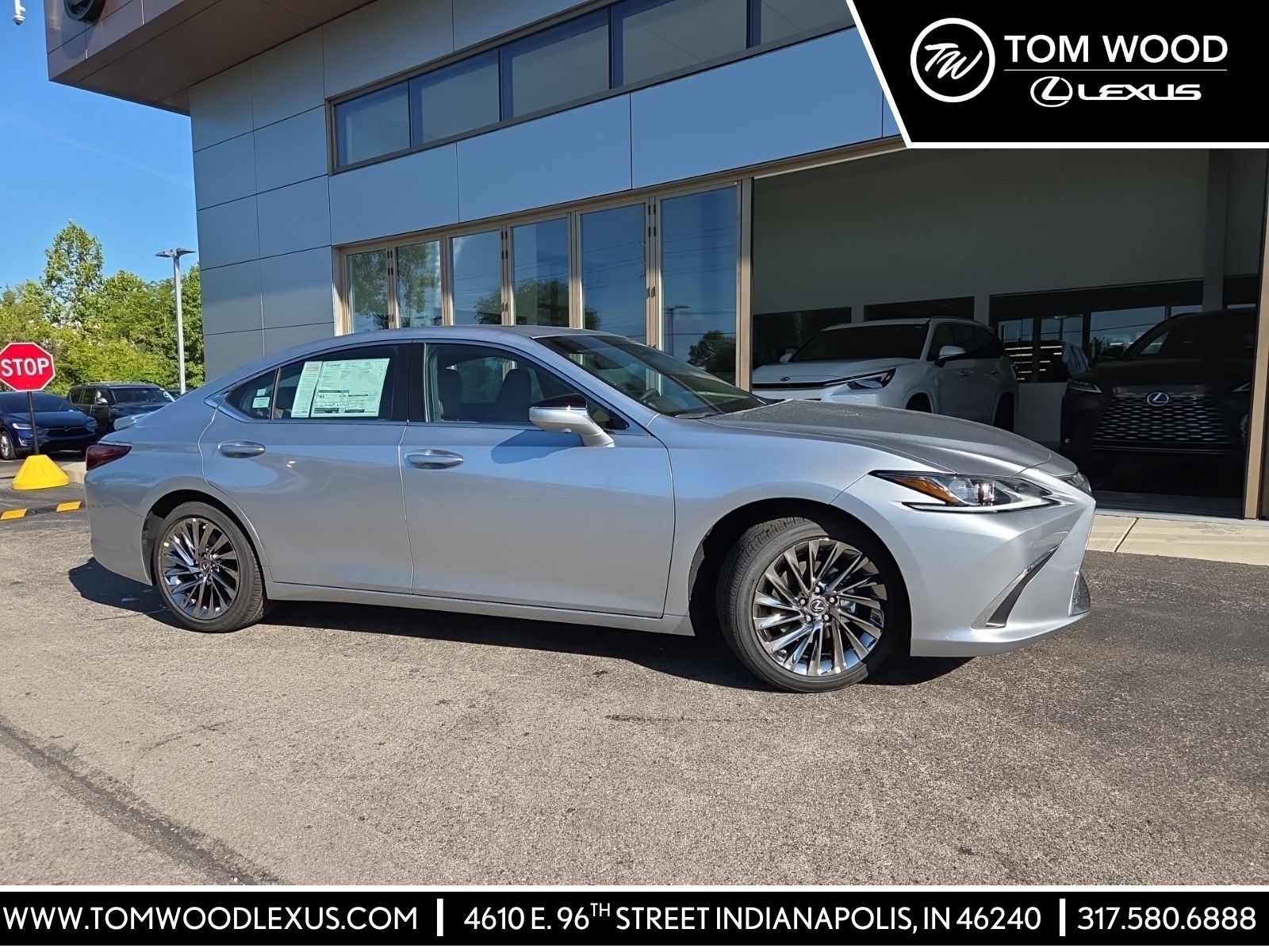 New 2025 Lexus ES 300h Luxury