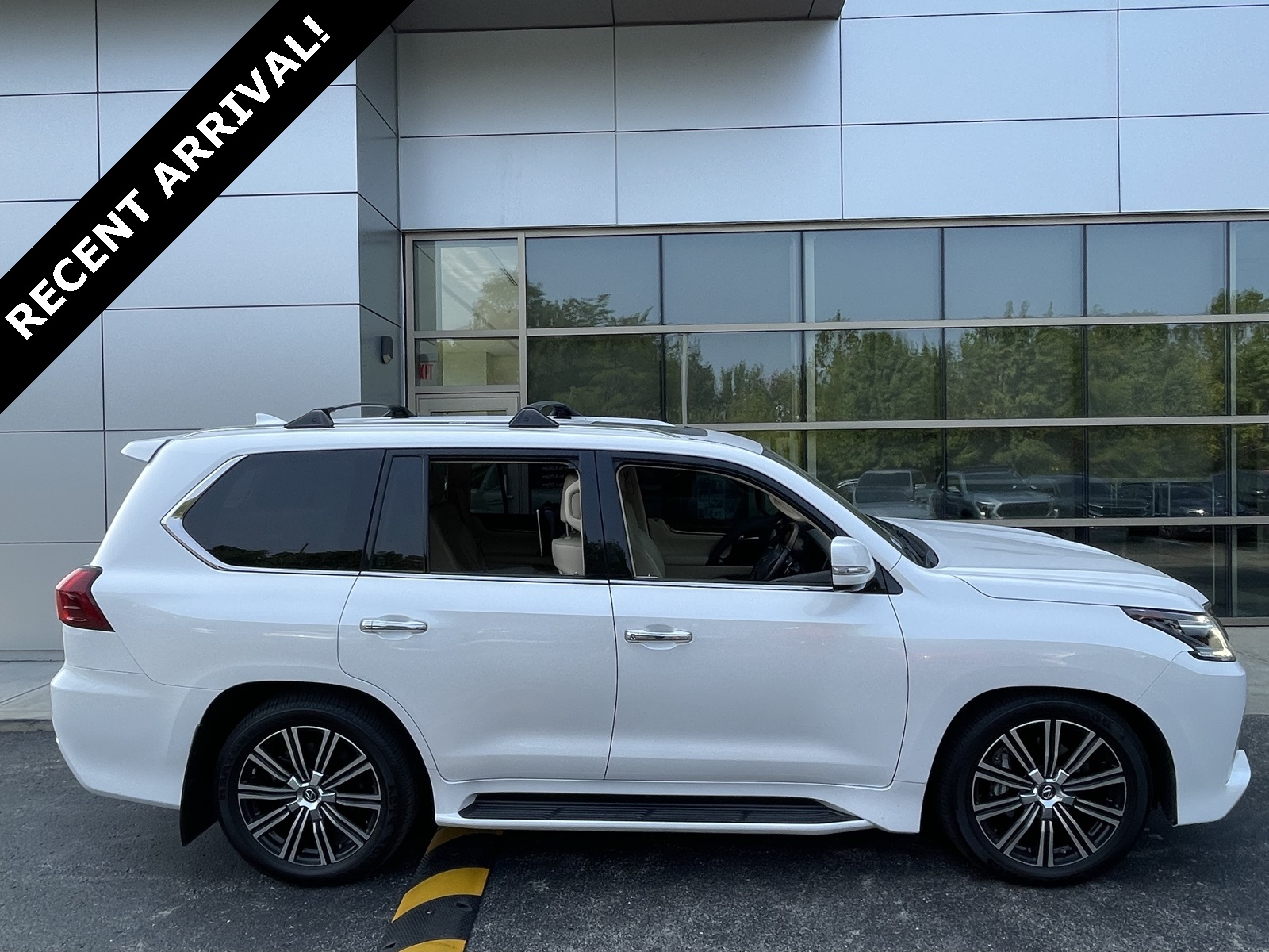 Used 2020 Lexus LX 570