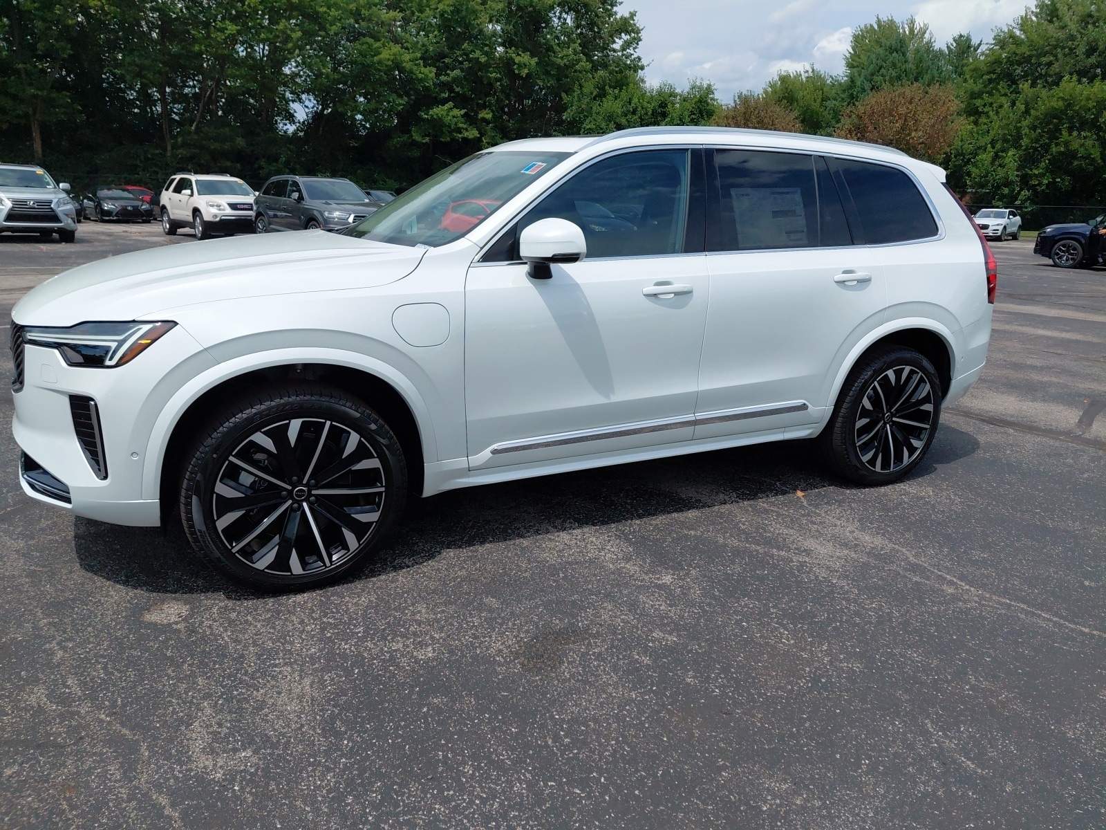 New 2025 Volvo XC90 plug-in hybrid T8 (2025.5) Ultra 7-Seater