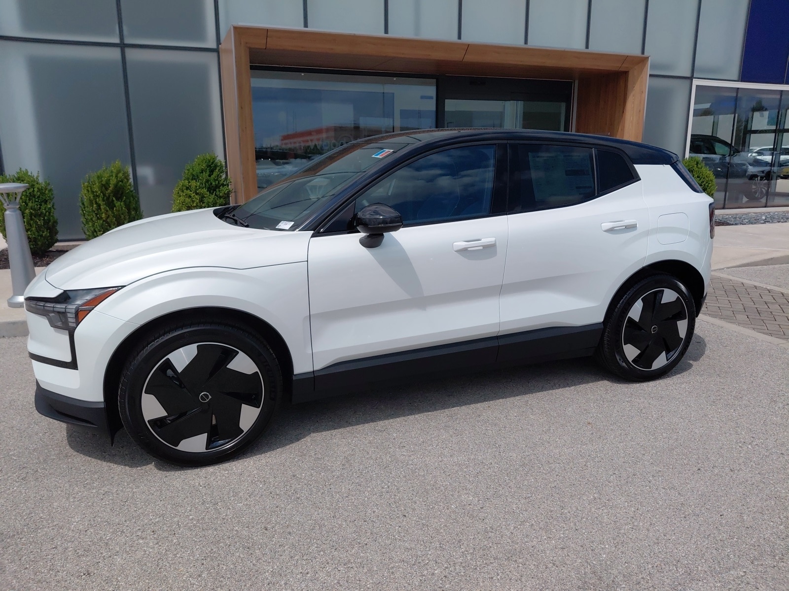 New 2025 Volvo EX30 Twin Motor Plus