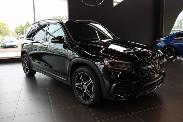 New 2024 Mercedes-Benz GLB 250 4MATIC