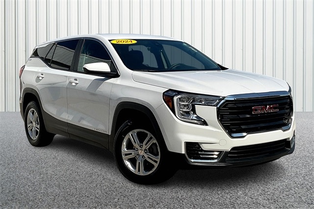Used 2024 GMC Terrain SLE