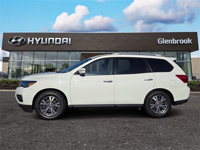 Used 2019 Nissan Pathfinder SV