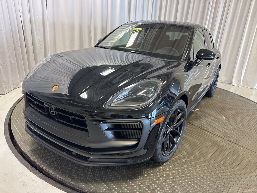 New 2025 Porsche Macan GTS