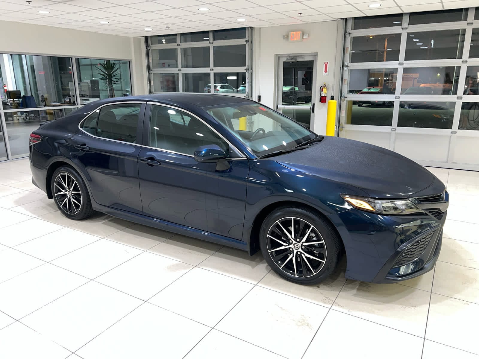 Used 2021 Toyota Camry SE