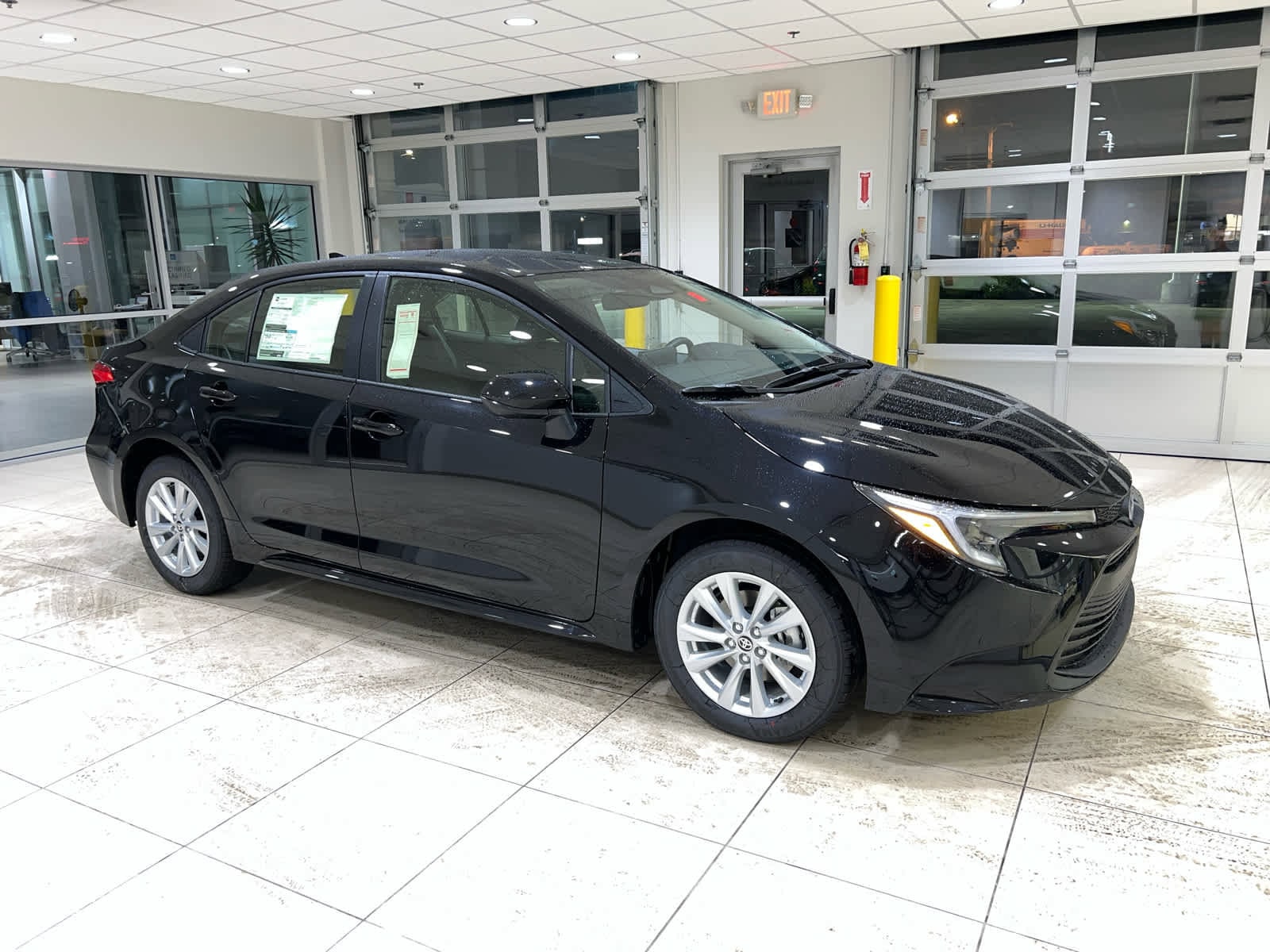 New 2025 Toyota Corolla Hybrid LE