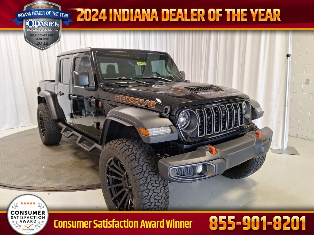 New 2025 Jeep Gladiator MOJAVE 4X4