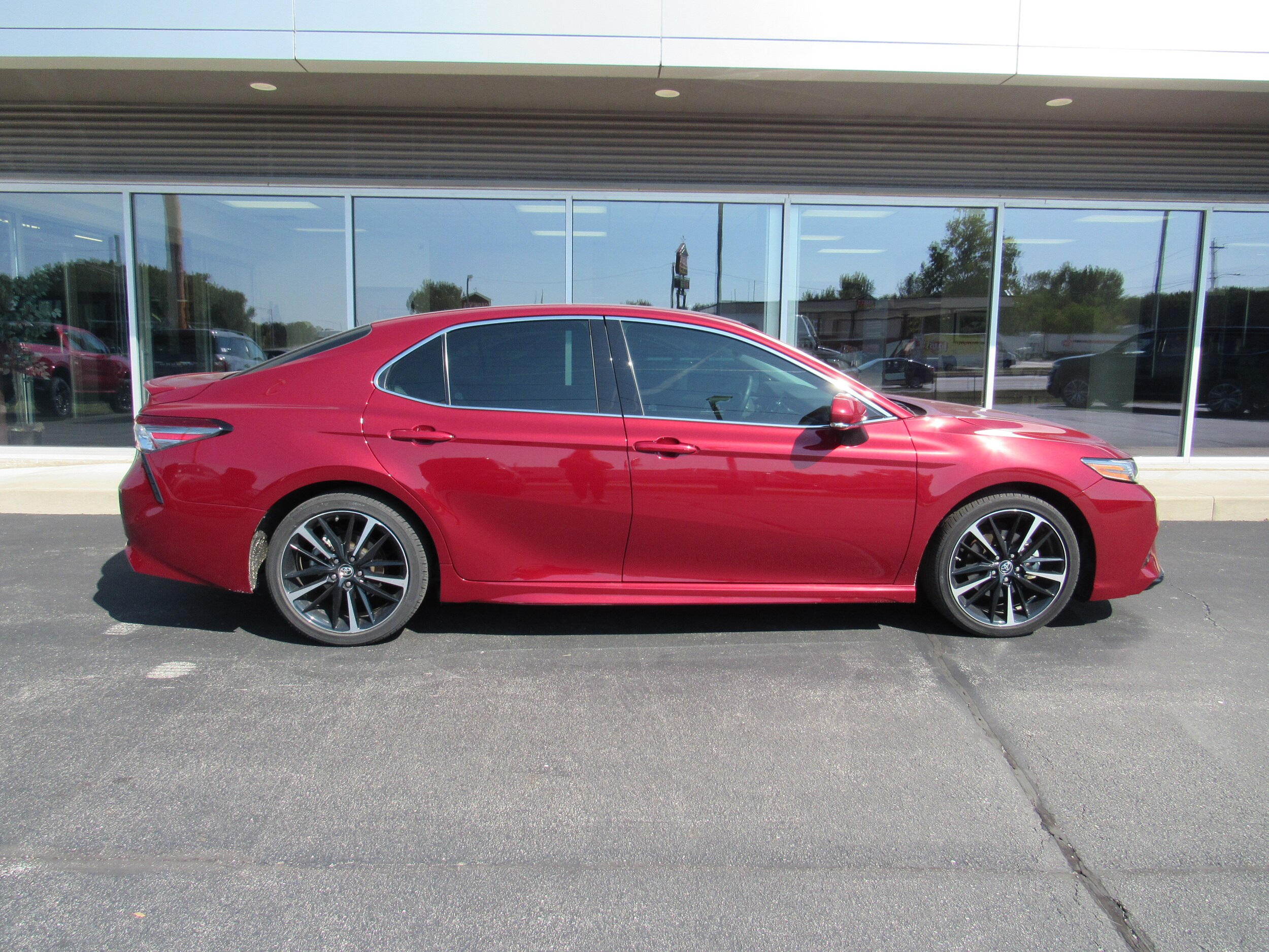 Used 2018 Toyota Camry XSE