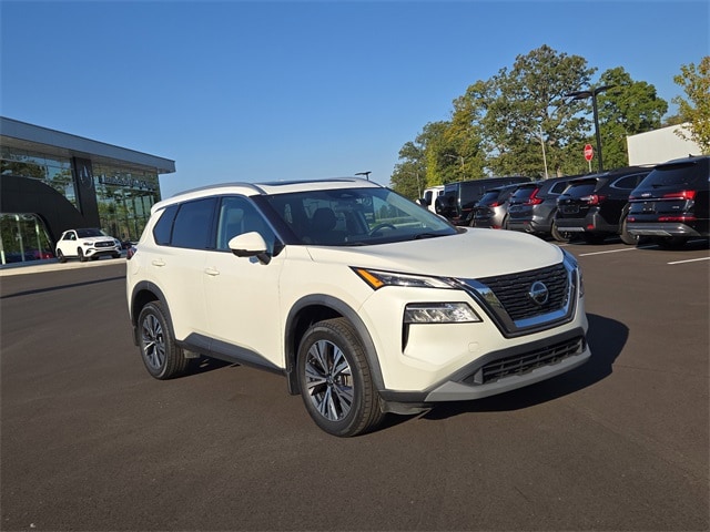 Used 2021 Nissan Rogue SV