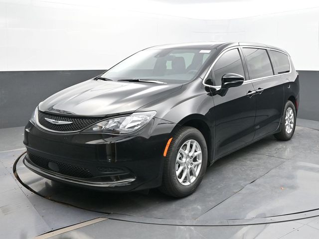 New 2025 Chrysler Voyager LX