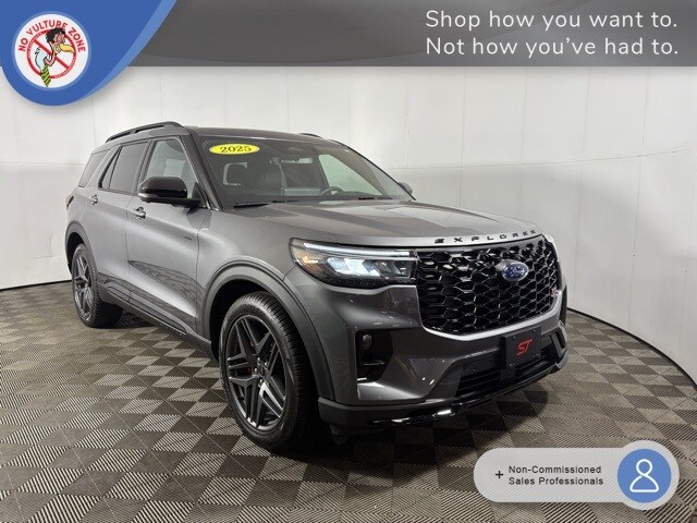 Used 2025 Ford Explorer ST