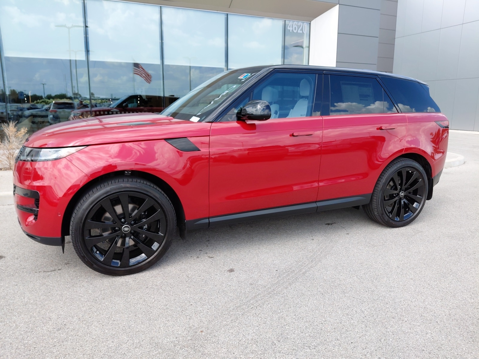 New 2025 Land Rover Range Rover Sport SE 360PS