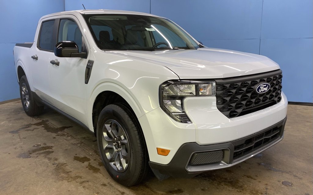 New 2025 Ford Maverick XLT