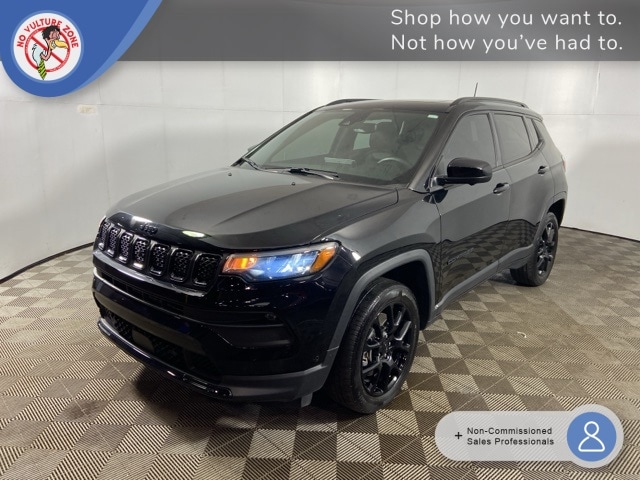 Used 2023 Jeep Compass Altitude