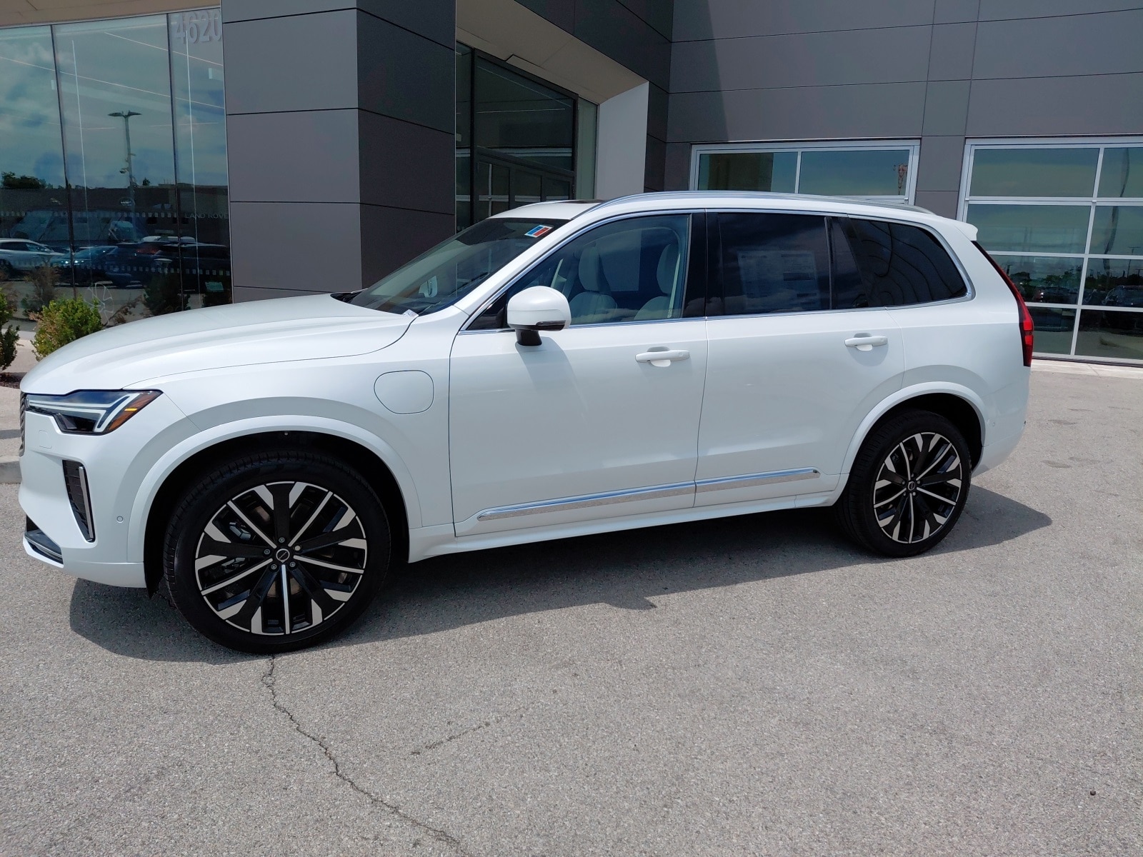 New 2026 Volvo XC90