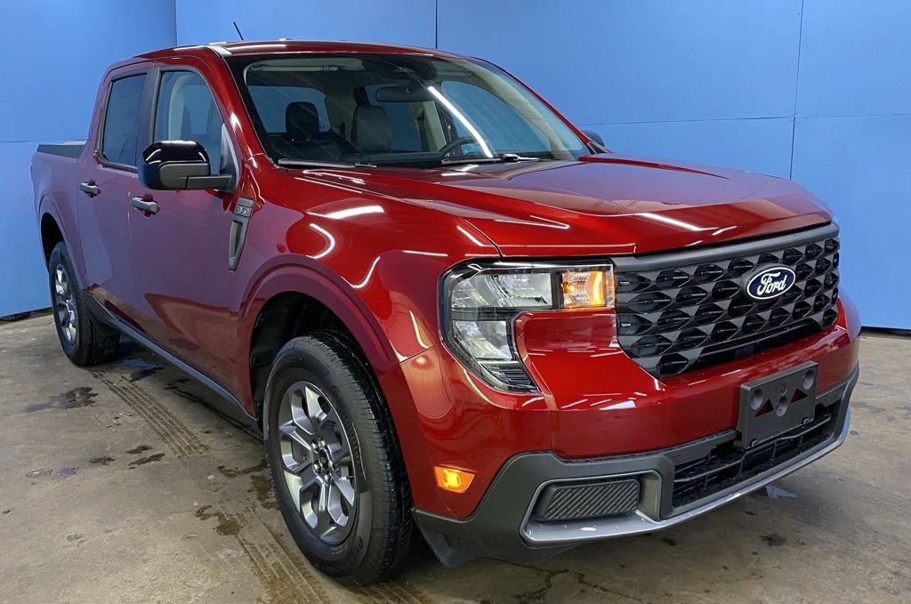 New 2025 Ford Maverick XLT