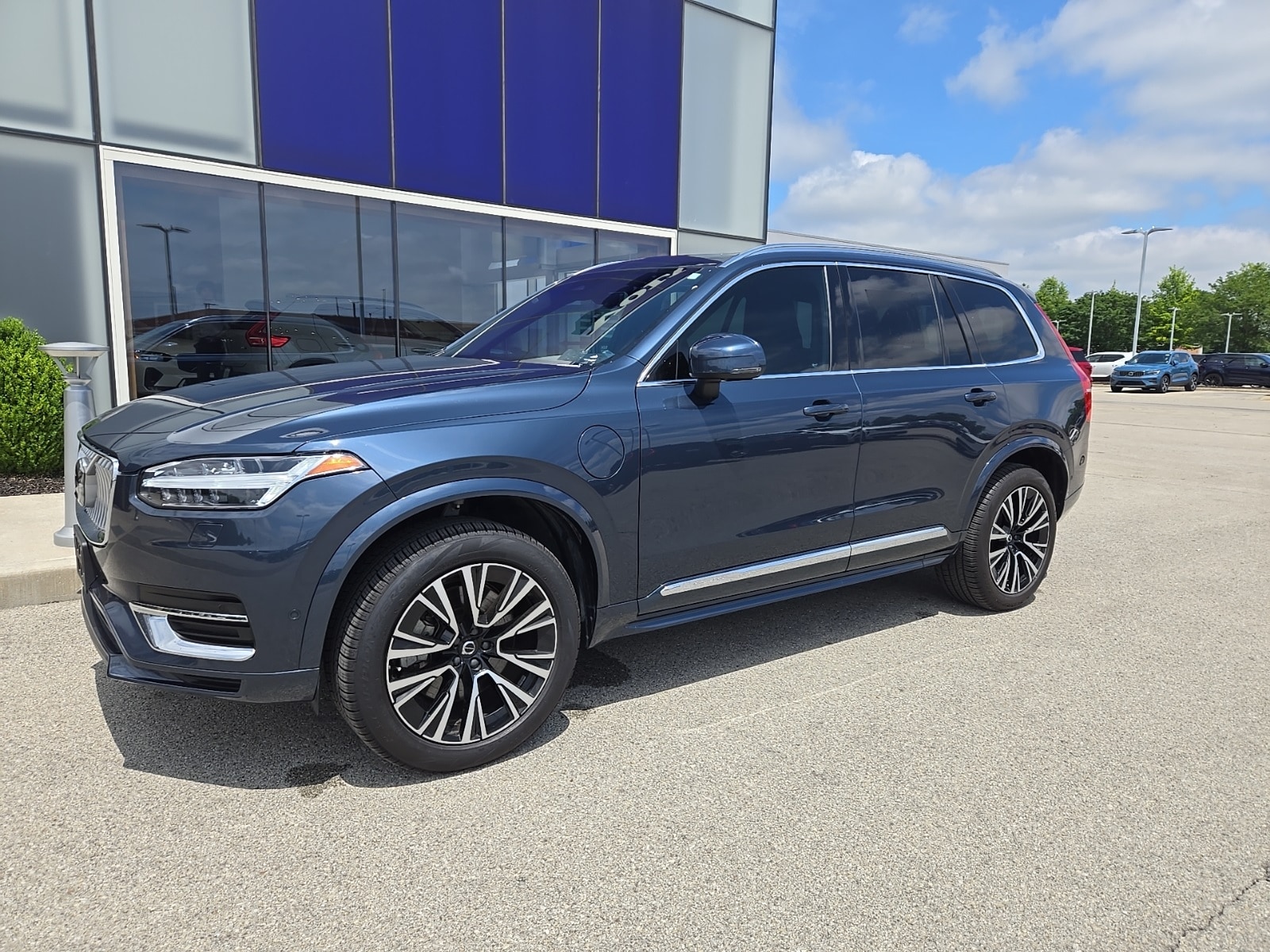 Used 2023 Volvo XC90 Recharge Plug-In Hybrid T8 Plus Bright Theme 7 Passenger