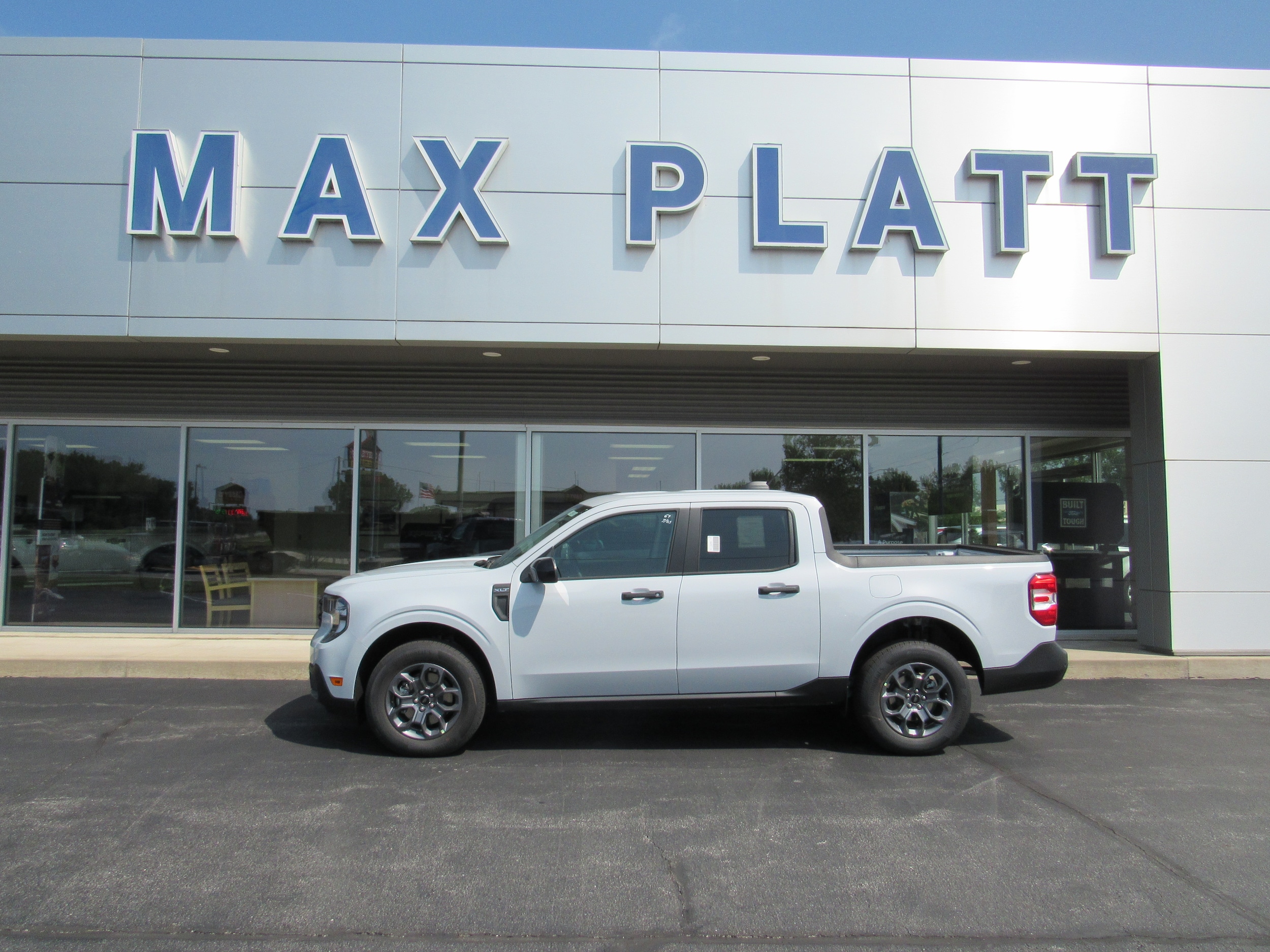 New 2025 Ford Maverick XLT