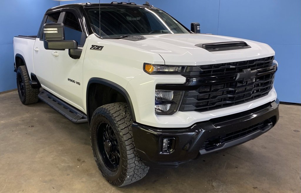 Used 2024 Chevrolet Silverado 2500 HD LT