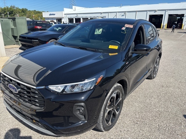 Used 2023 Ford Escape ST-Line Select