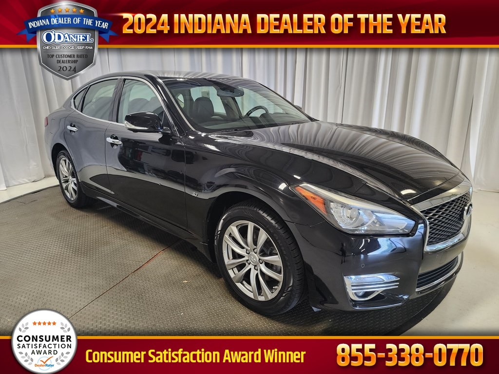Used 2015 INFINITI Q70 3.7