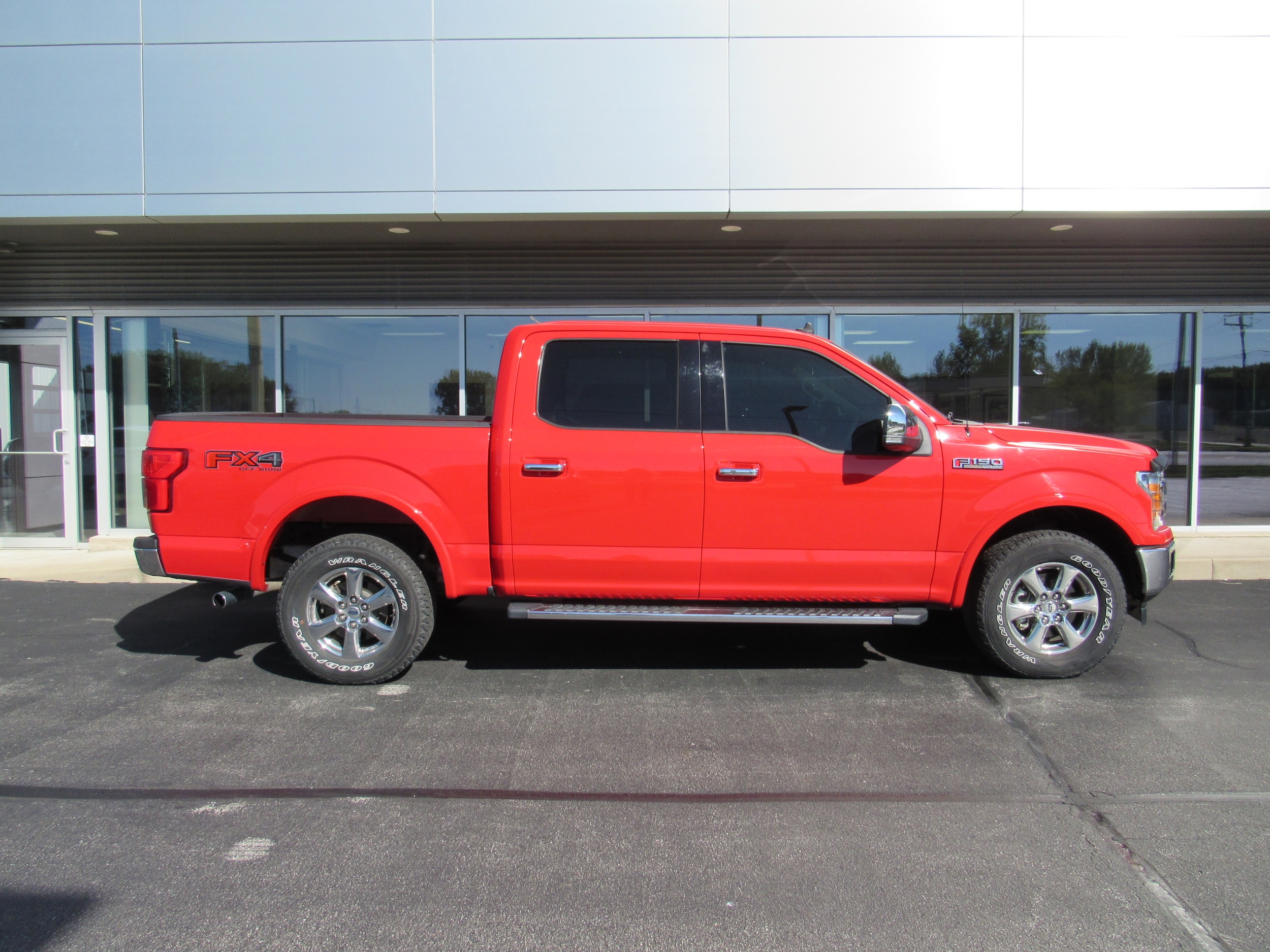 Used 2019 Ford F-150 LARIAT