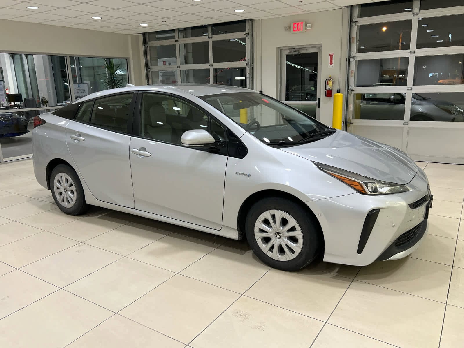 Used 2020 Toyota Prius LE