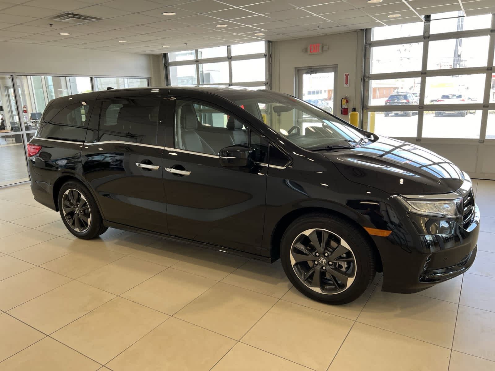 Used 2024 Honda Odyssey Elite