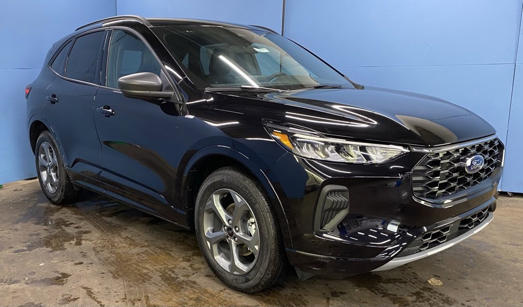 New 2024 Ford Escape ST-Line