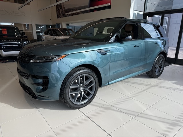 New 2025 Land Rover Range Rover Sport Dynamic SE 400PS Auto