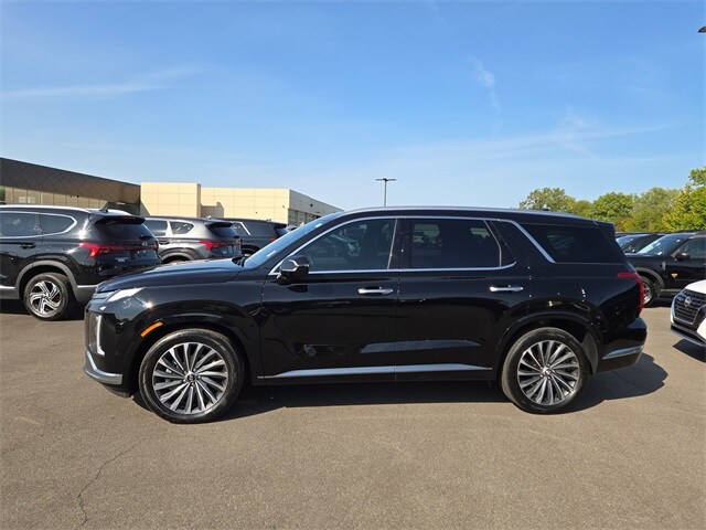Used 2024 Hyundai Palisade Calligraphy