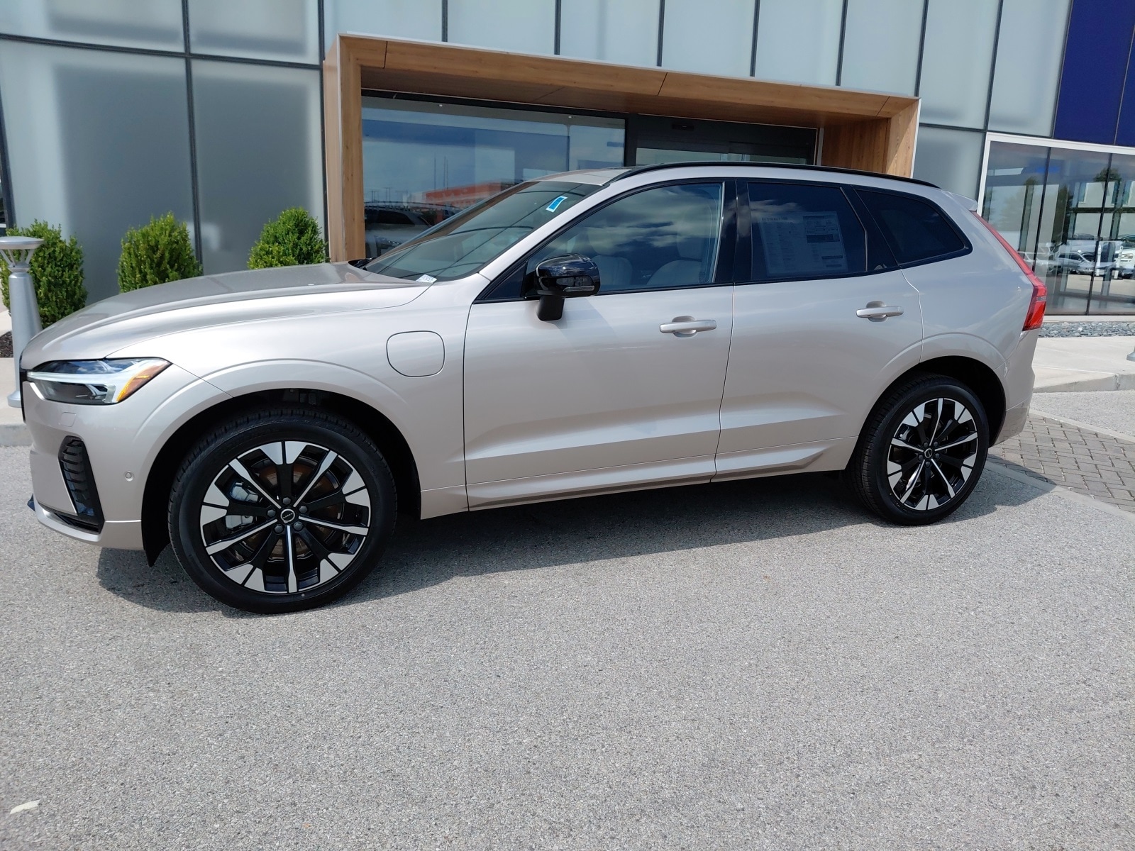 New 2026 Volvo XC60